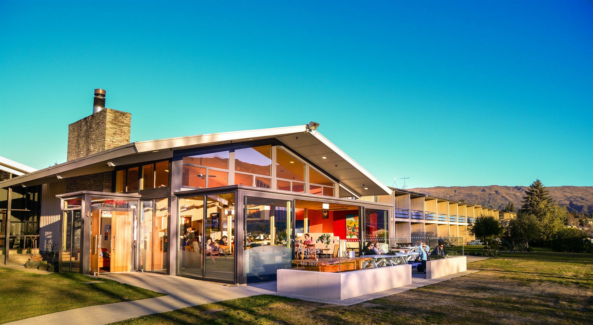 Wanaka Hotel Ngoại thất bức ảnh